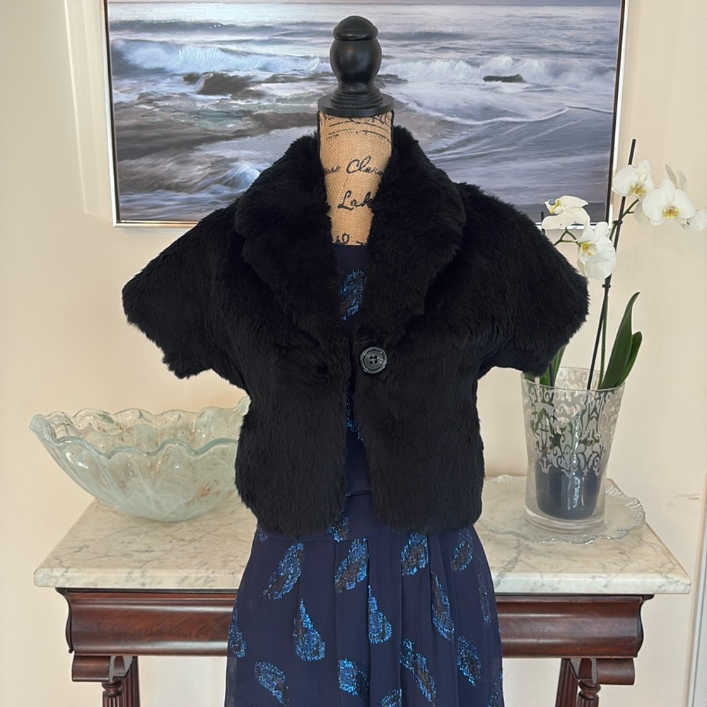 BCBGMAXAZRIA genuine rabbit Fur cropped black holiday must have jacket xxs 0